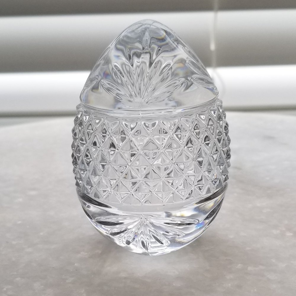 Crystal Egg Decorative Paperweight